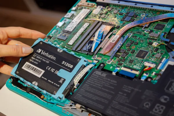 Disque Dur Interne VERBATIM Vi550 S3 512 Go SSD 2.5" – Image 5